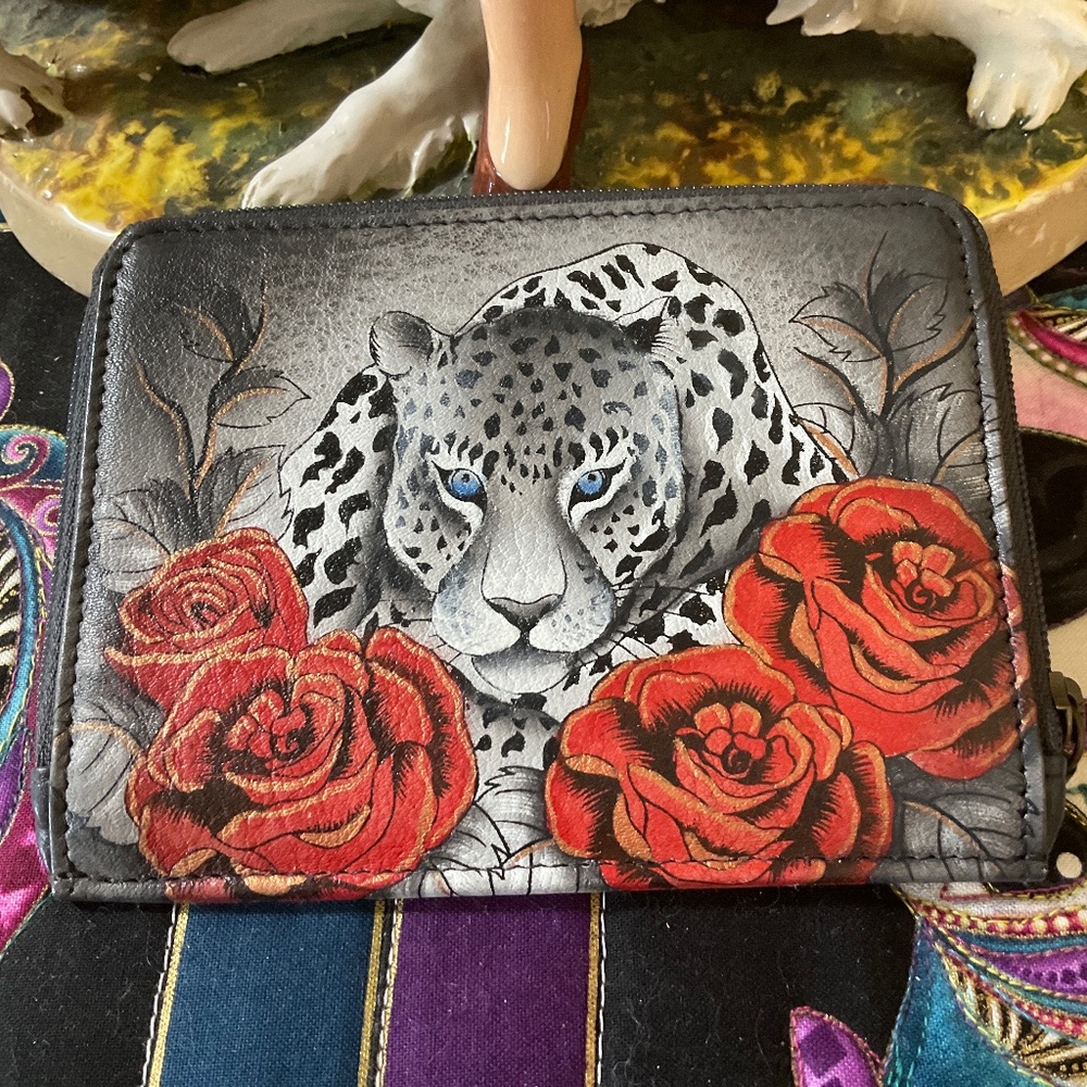 Anuschka leather wallet with leopard